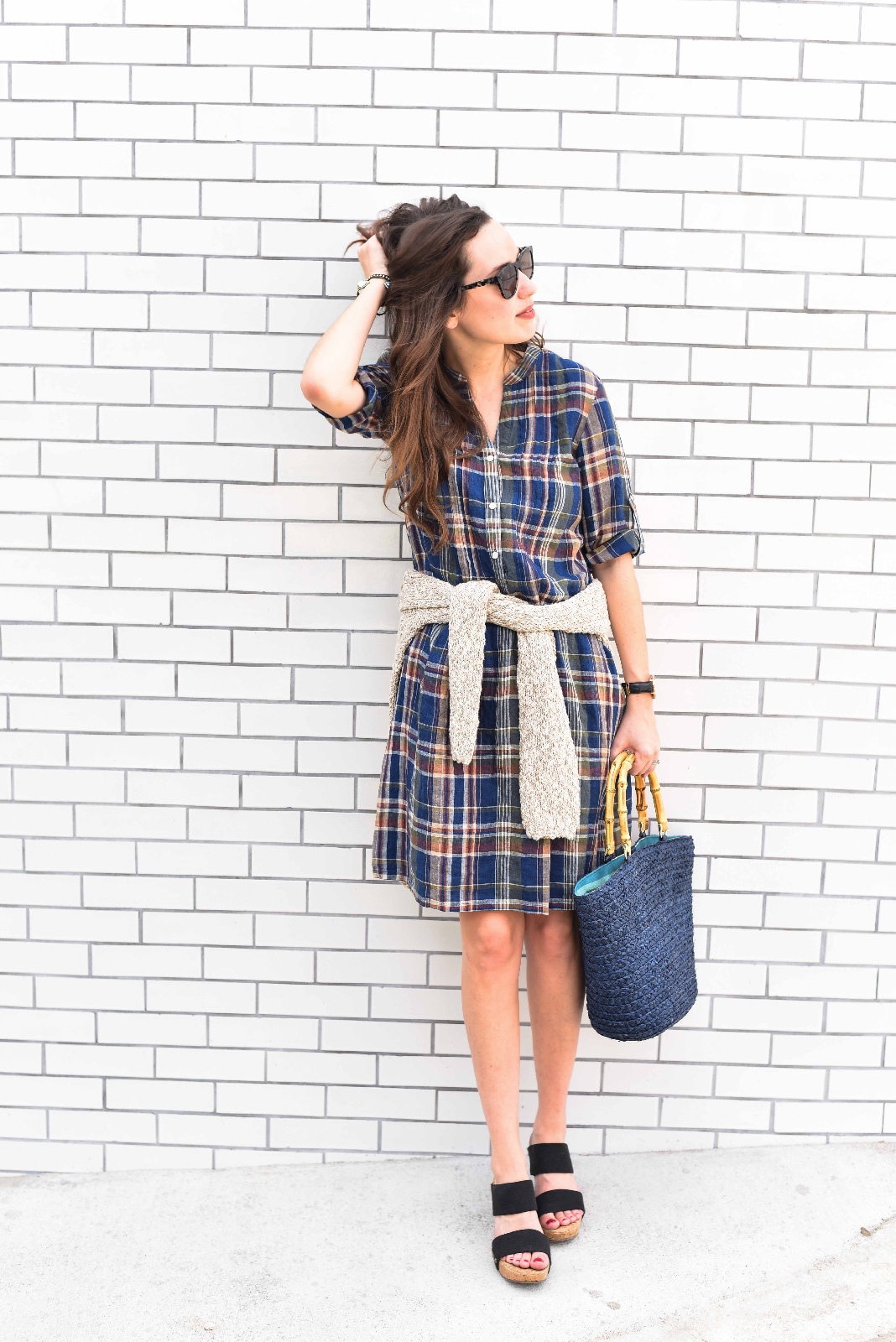 jmclaughlin plaid dress, fall transitional outfits, what to wear between summer and fall, navy bamboo tote bag, jmclaughlin fall 2016
