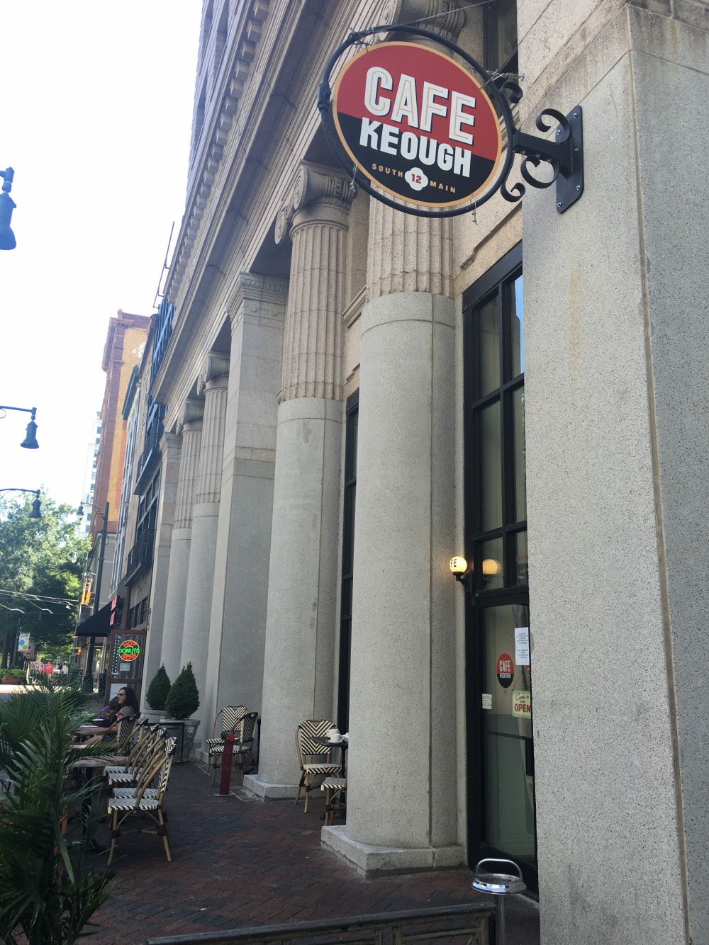 Cafe Keough, one of the best breakfast spots in downtown Memphis.