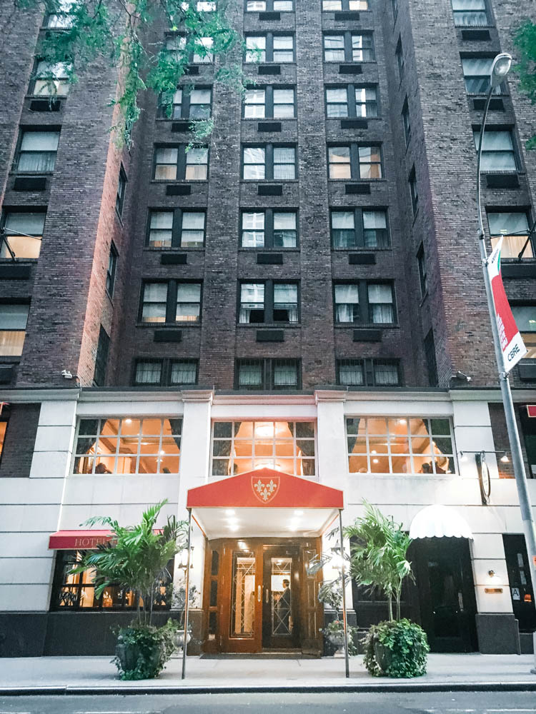 A review of Hotel Elysee in New York City.