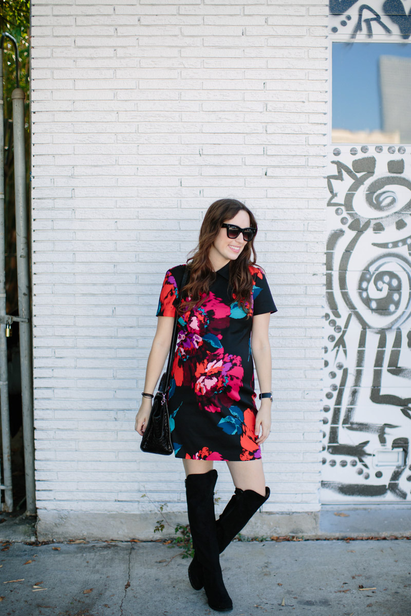 Texas fashion blogger styles Trina Turk's Grandeur Dress with a black Zac Posen Crocodile Bag and Over the Knee Boots.