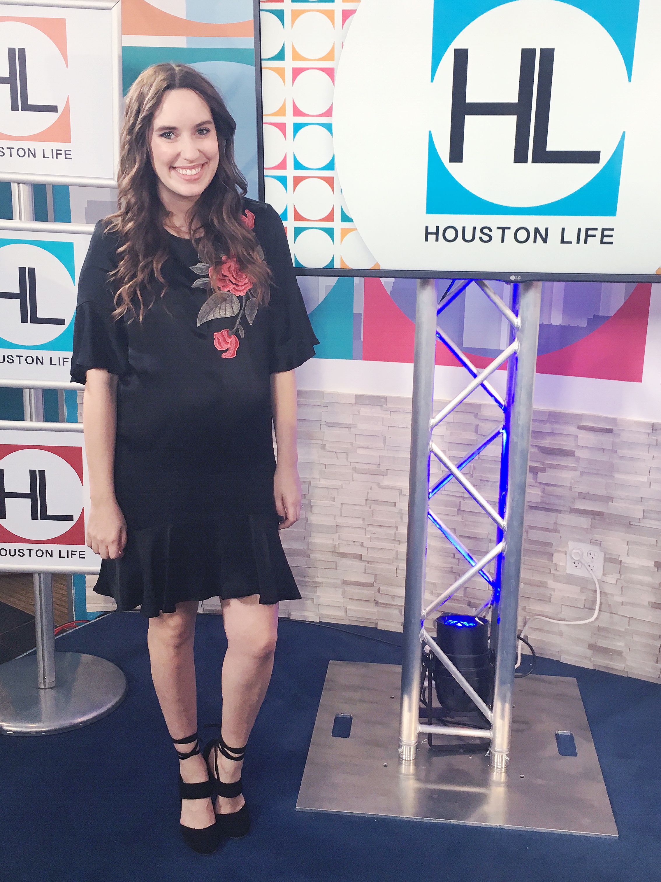 Houston fashion blogger Alice Kerley shares a holiday style segment on Houston Life on KPRC Click2Houston.