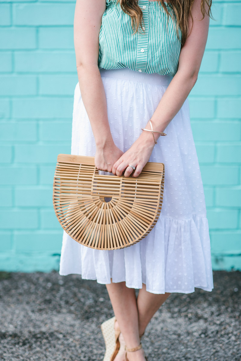 Houston blogger styles a white eyelet jcrew midi skirt.