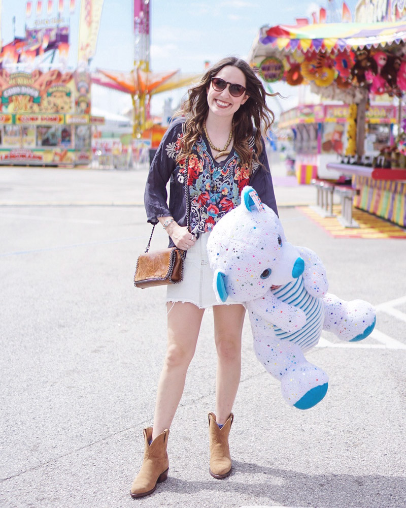 Houston Rodeo Outfit Inspiration with Hemline River Oaks