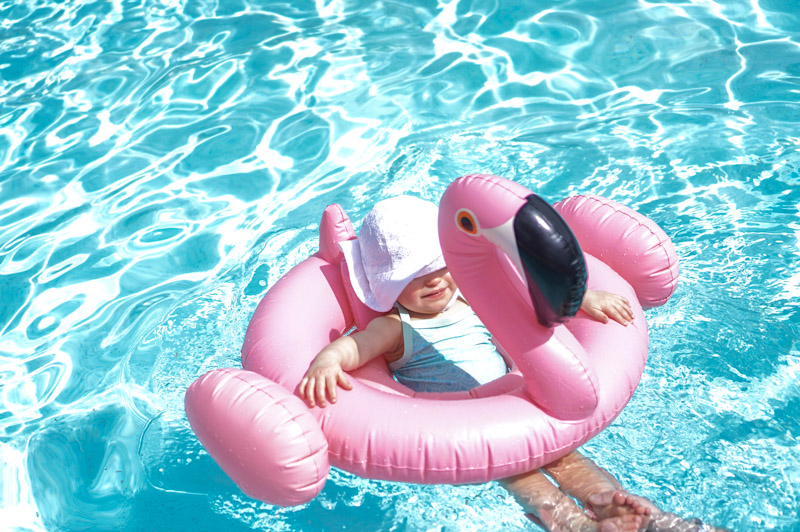 Toddler pink flamingo pool float