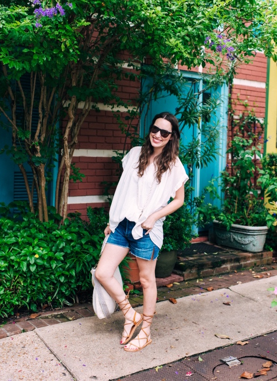 Accessorizing with Abejas | Lone Star Looking Glass