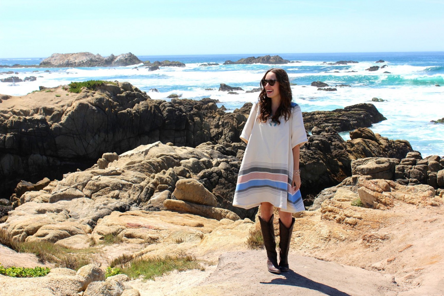 Big Sur Coast, what to wear in big sur, pacific coast highway fashion, suno poncho dress, old gringo mayra boots, rent the runway poncho dress, the lone star looking glass, houston fashion blogger