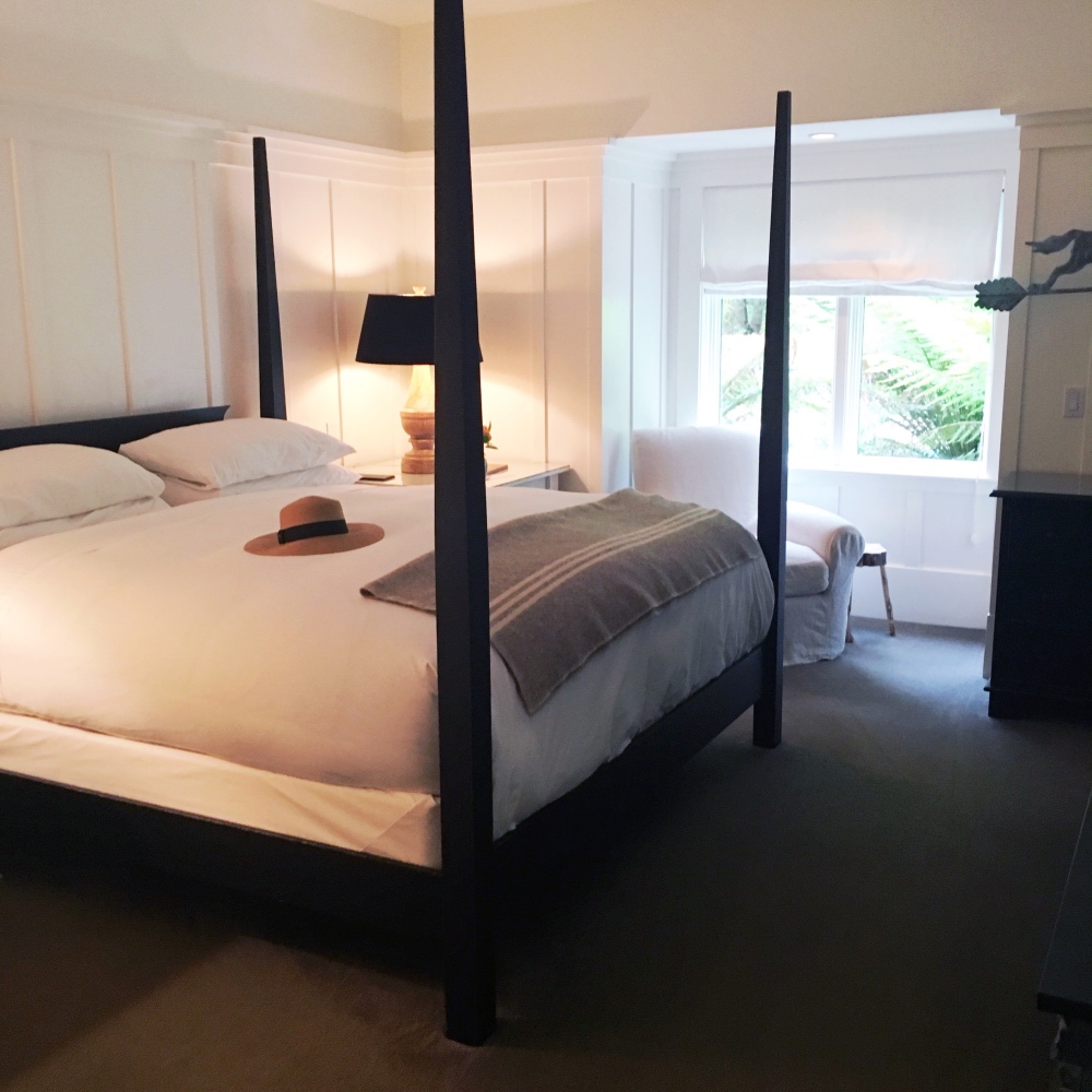 the farmhouse inn bedrooms, the farmhouse inn hotel review, where to stay in sonoma county | Farmhouse Inn in Sonoma County stay featured by top Houston travel blog, Lone Star Looking Glass