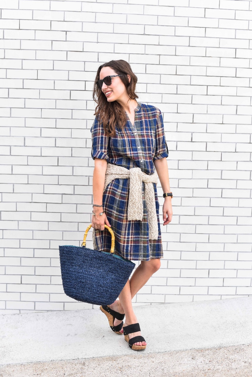 jmclaughlin plaid dress, fall transitional outfits, what to wear between summer and fall, navy bamboo tote bag, jmclaughlin fall 2016