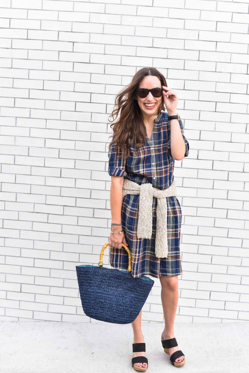 jmclaughlin plaid dress, fall transitional outfits, what to wear between summer and fall, navy bamboo tote bag, jmclaughlin fall 2016