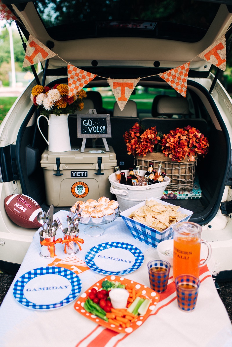 Tips for a Stylish Southern Tailgate | Lone Star Looking Glass