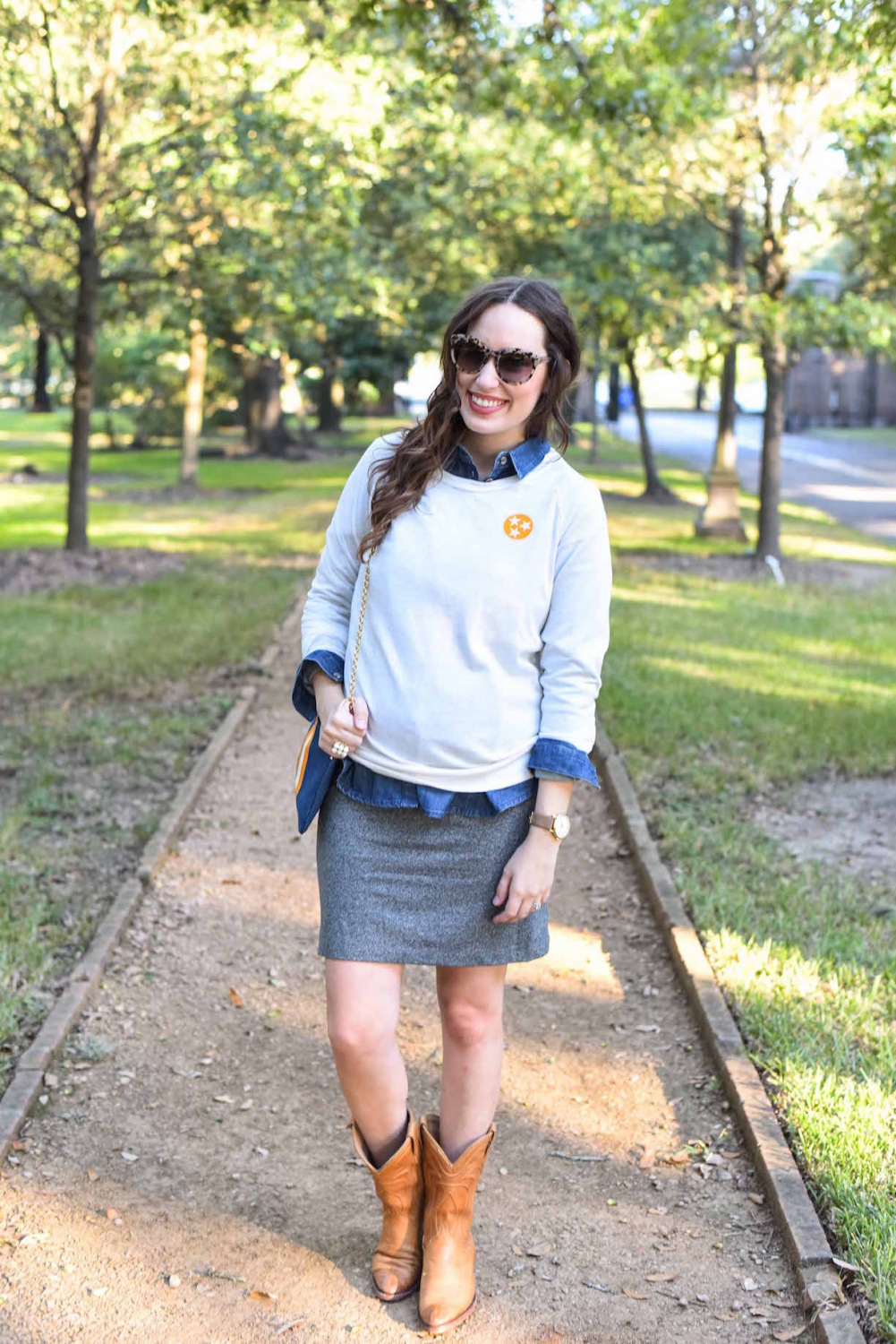 Lone Star Looking Glass styles a look for Tennessee Gameday in Stewart Simmon's Tennessee Tristar Sweatshirt.