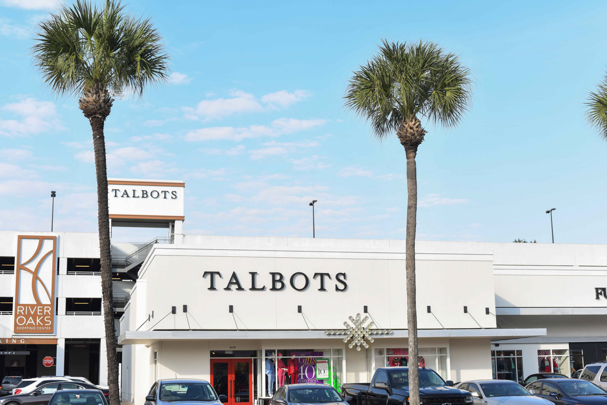 Talbots at River Oaks Shopping Center in Houston, Texas. - Holiday Shopping at River Oaks Shopping Center featured by top Houston lifestyle blog, Lone Star Looking Glass