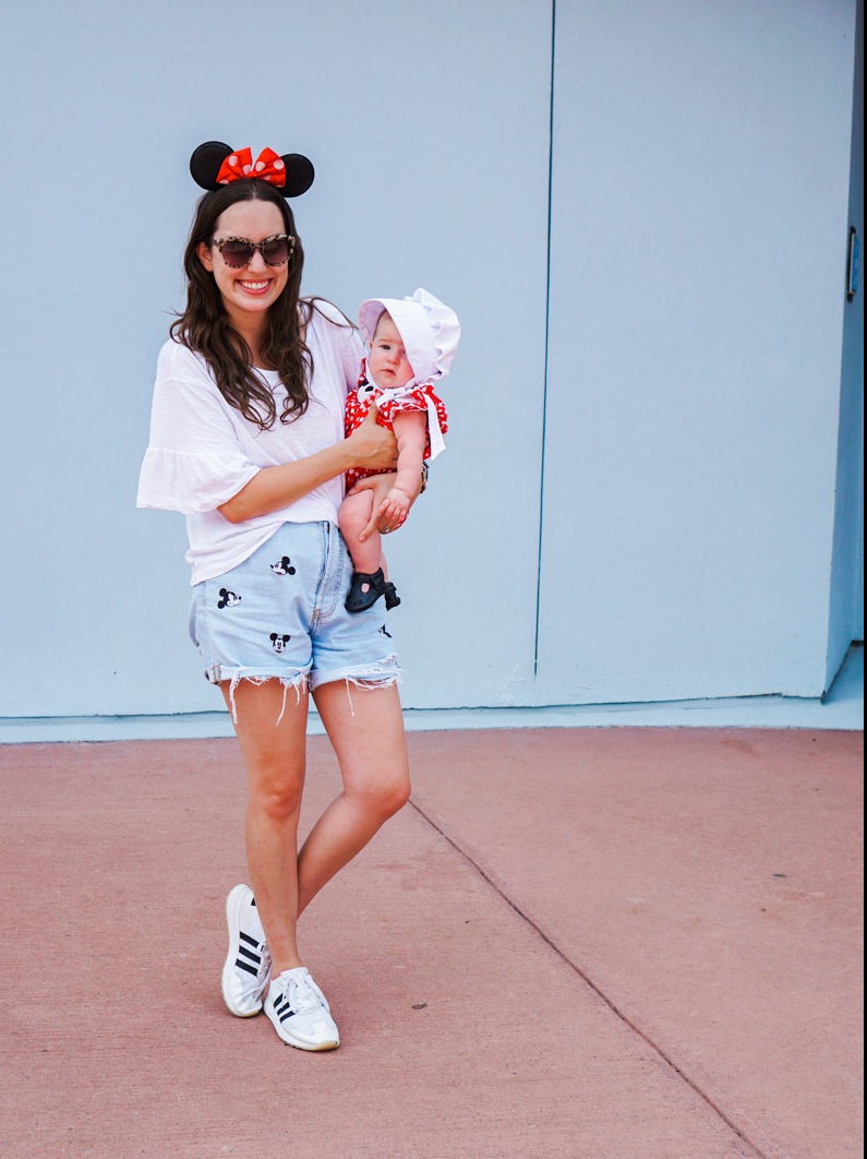 Doing Disney World with a Baby. Texas blogger shares her Walt Disney World Travel Guide. | 25 Tips on Doing Disney World with a Baby featured by top US travel blog, Lone Star Looking Glass