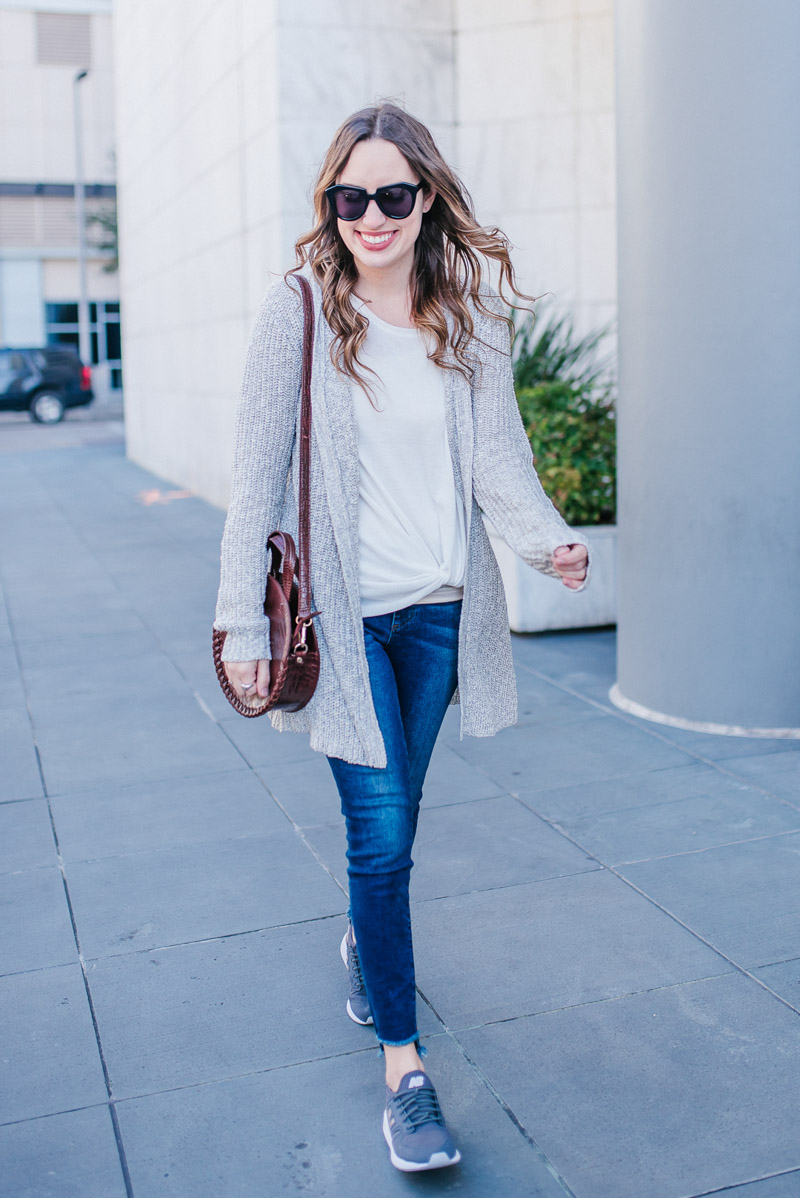 Easy Mom Style Outfit Ideas with Evereve featured by top US fashion blog, Lone Star Looking Glass