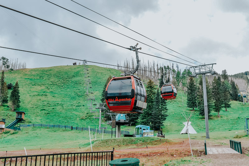 Ski Apache Gondola Ride in Ruidoso, New Mexico | Ruidoso NM Travel Guide featured by top US travel blog, Lone Star Looking Glass
