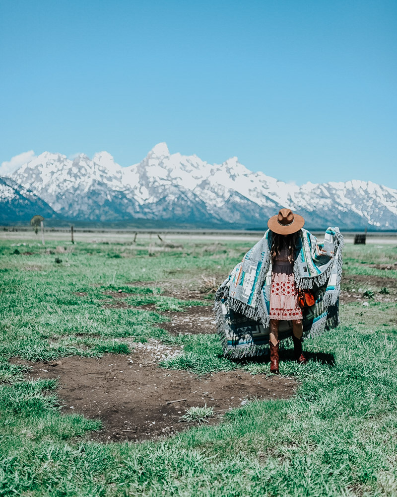 Travel | Wyoming | The Top 3 Things to Do in Grand Teton National Park in One Day featured by top Houston travel blog Lone Star Looking Glass
