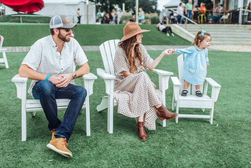 Texas | Life | Family Fun at The Woodlands Art Crawl & Craft Beer Festival featured by top Houston blogger Lone Star Looking Glass