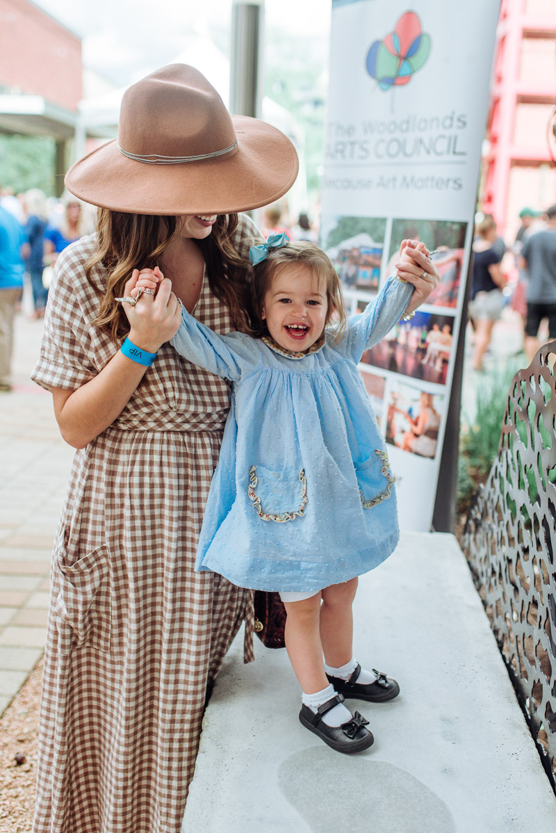 Texas | Life | Family Fun at The Woodlands Art Crawl & Craft Beer Festival featured by top Houston blogger Lone Star Looking Glass