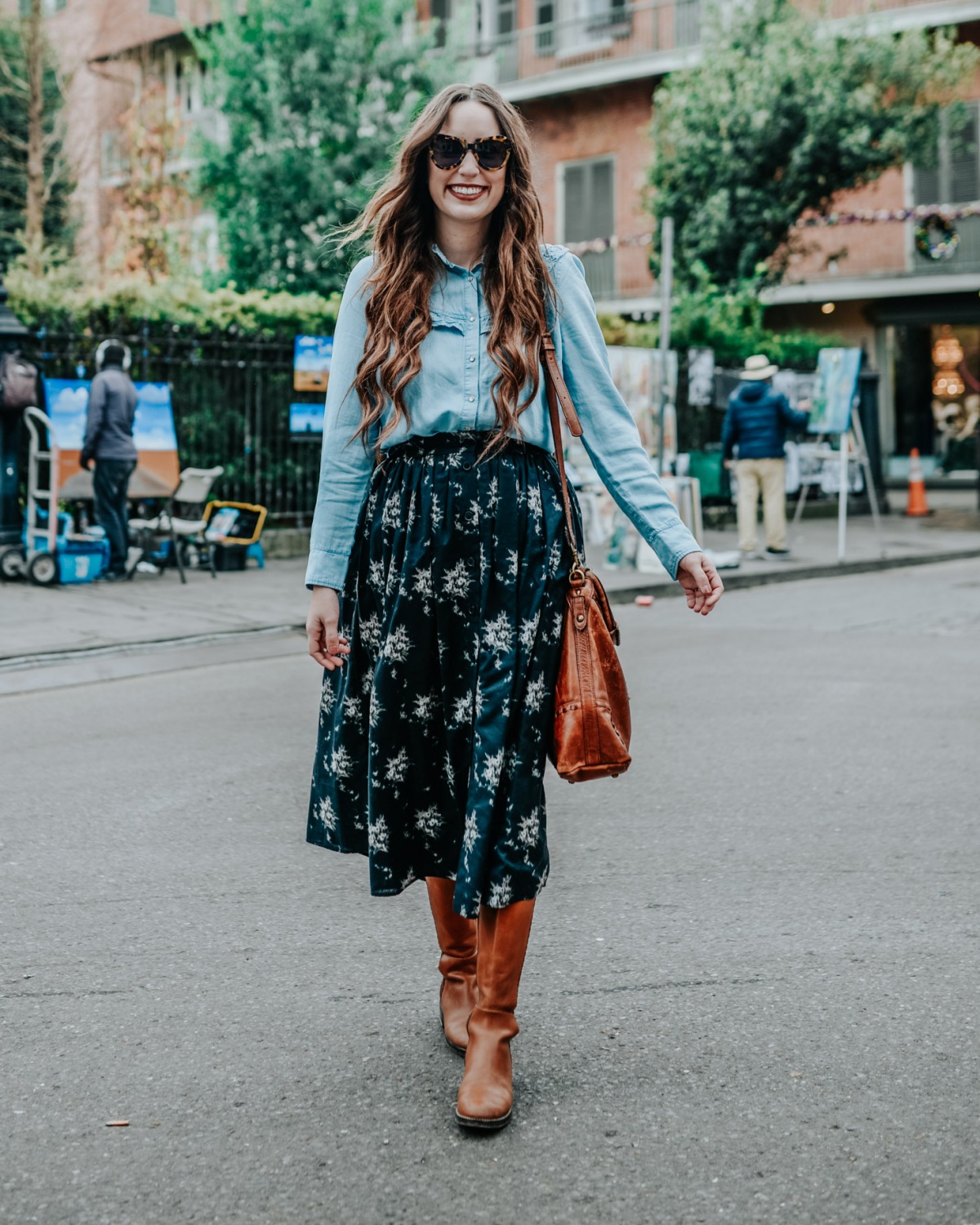 What to wear in the new orleans french quarter. Travel outfit ideas.