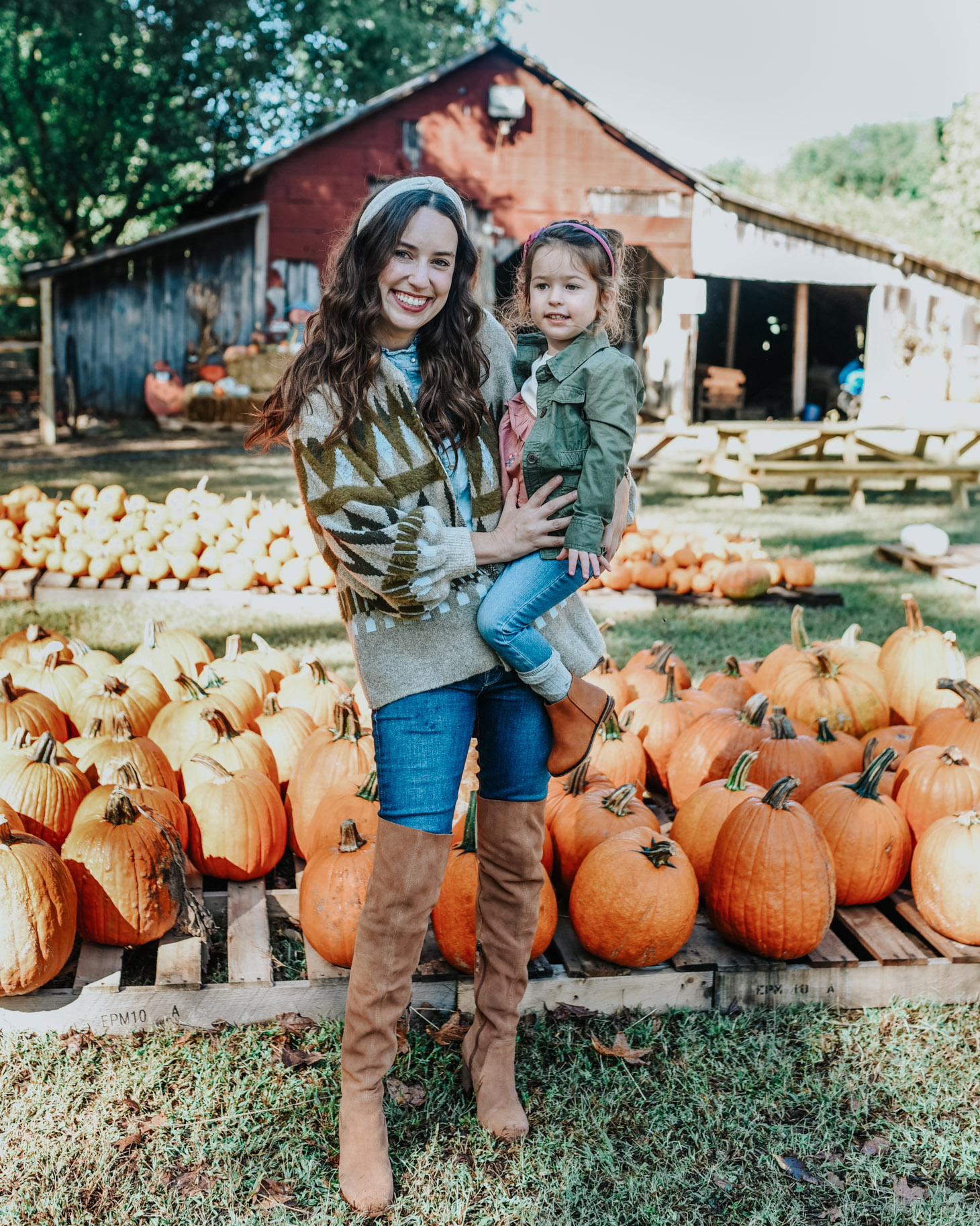 priddy farms pumpkin patch featured by top US life and style blog, Lone Star Looking Glass