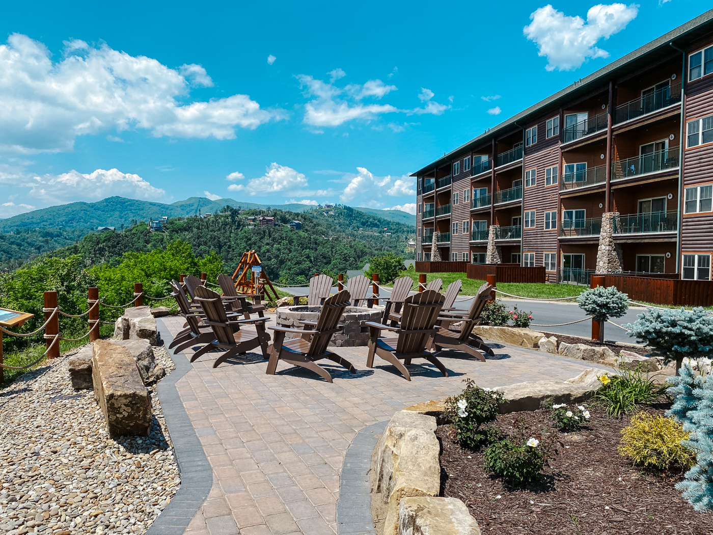 Westgate Smoky Mountain Resort reviewed by top US travel blogger, Lone Star Looking Glass